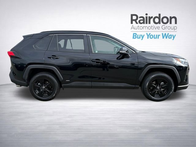 Used 2025 Toyota RAV4 XLE AWD/4WD image 8