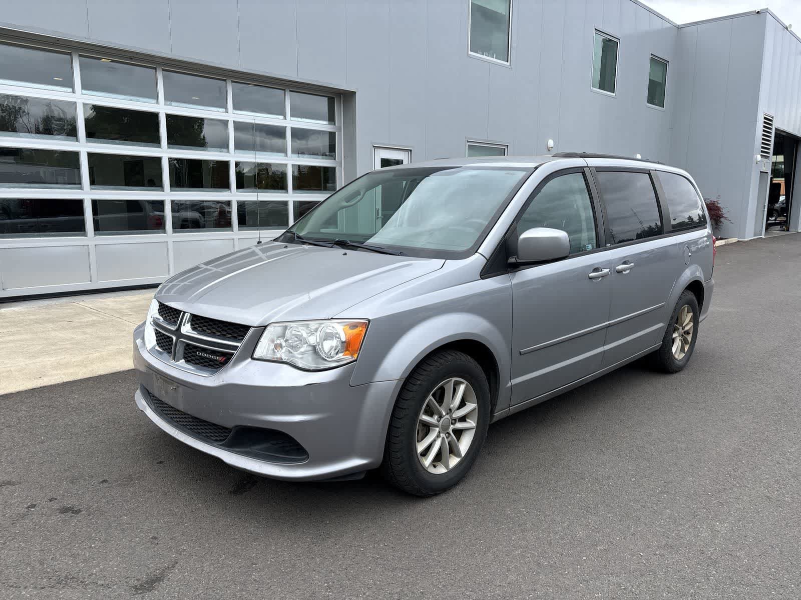 Used 2014 Dodge Grand Caravan SXT FWD image 1