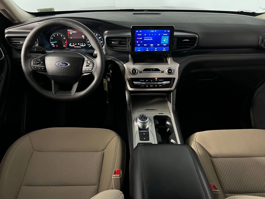 Used 2024 Ford Explorer 2WD image 13