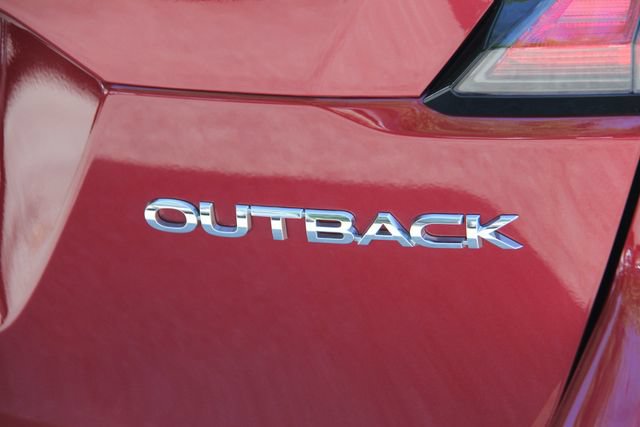 Used 2025 Subaru Outback Premium AWD/4WD image 10