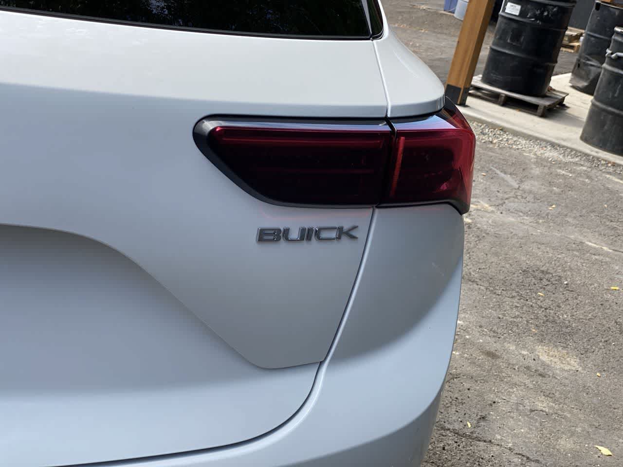 Used 2024 Buick Envision Preferred AWD/4WD image 10