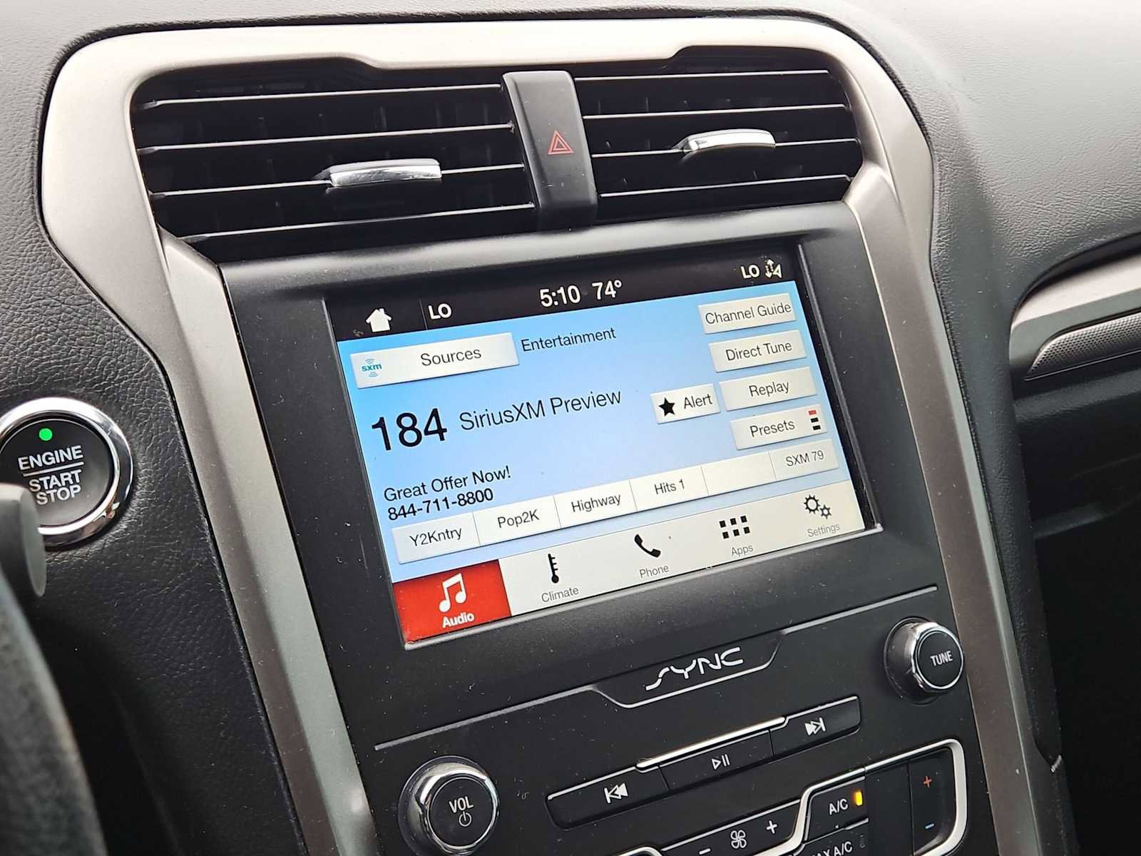 Used 2019 Ford Fusion SE image 29