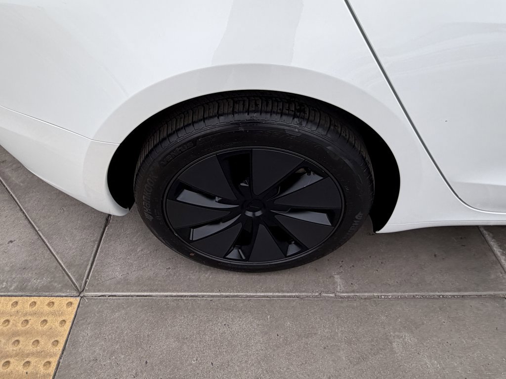 Used 2025 Tesla Model 3 Long Range image 15