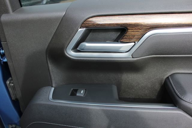 Used 2025 GMC Sierra 1500 Elevation image 47