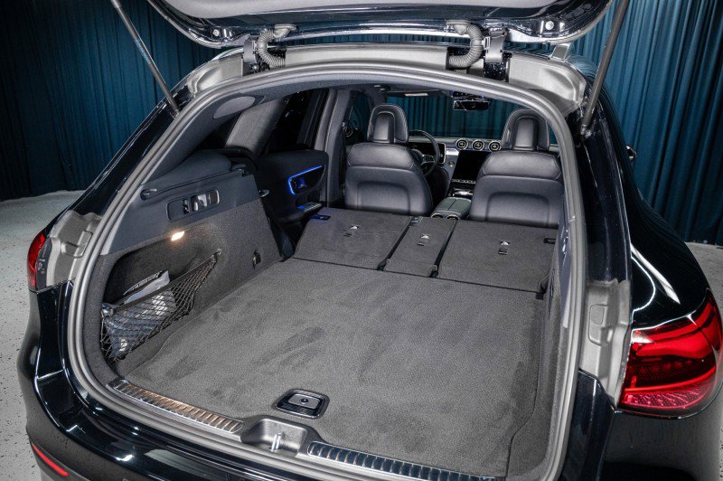 Certified 2026 Mercedes-Benz GLC 300 4MATIC image 7