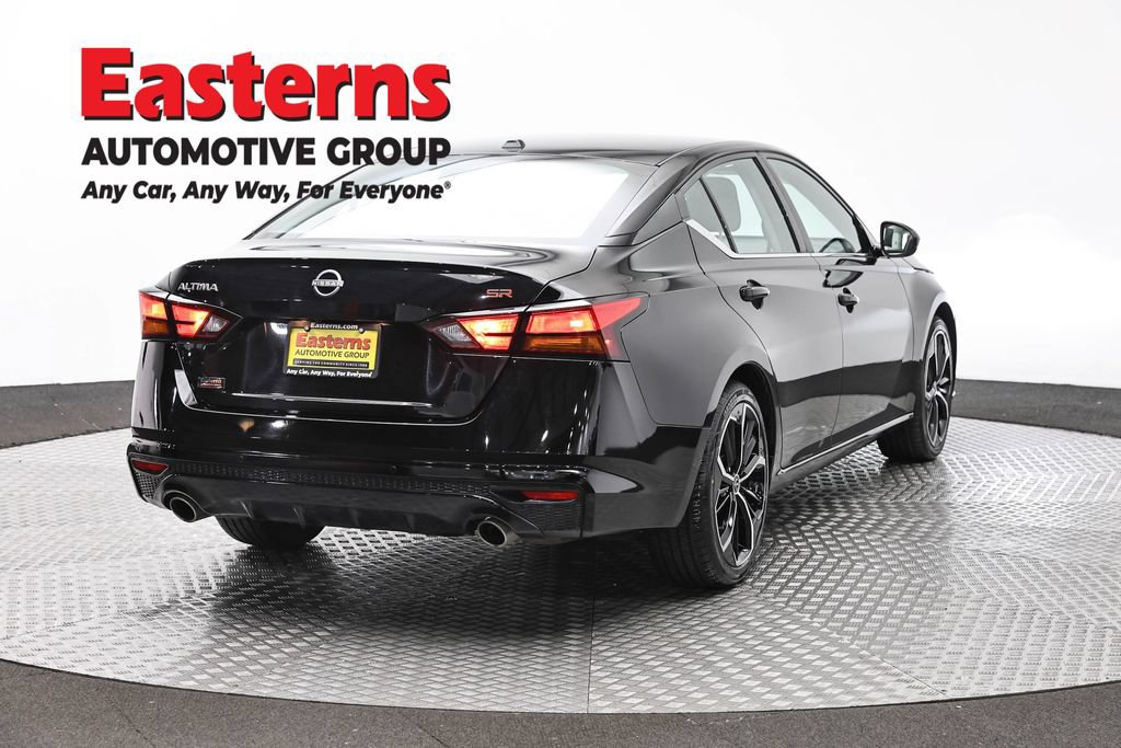Used 2024 Nissan Altima 2.5 SR FWD image 5