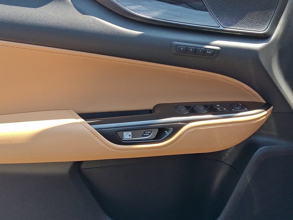Used 2024 Lexus NX 350h AWD image 14