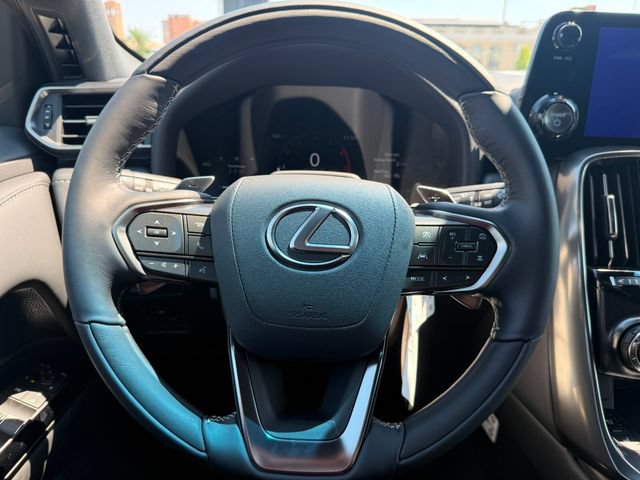 New 2026 Lexus LX 700h Luxury AWD/4WD image 15