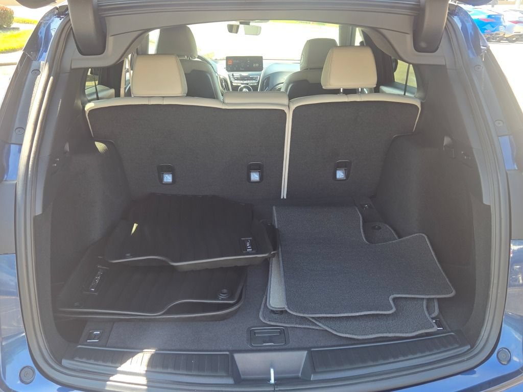 Certified 2025 Acura RDX SH-AWD image 17