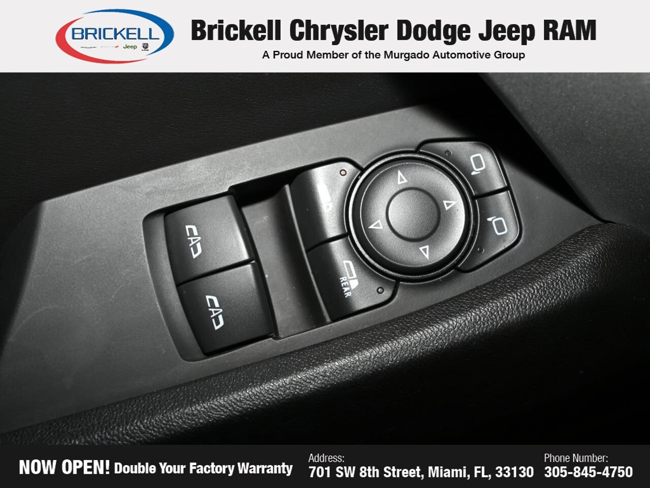 Used 2020 Chevrolet Camaro LT RWD image 19