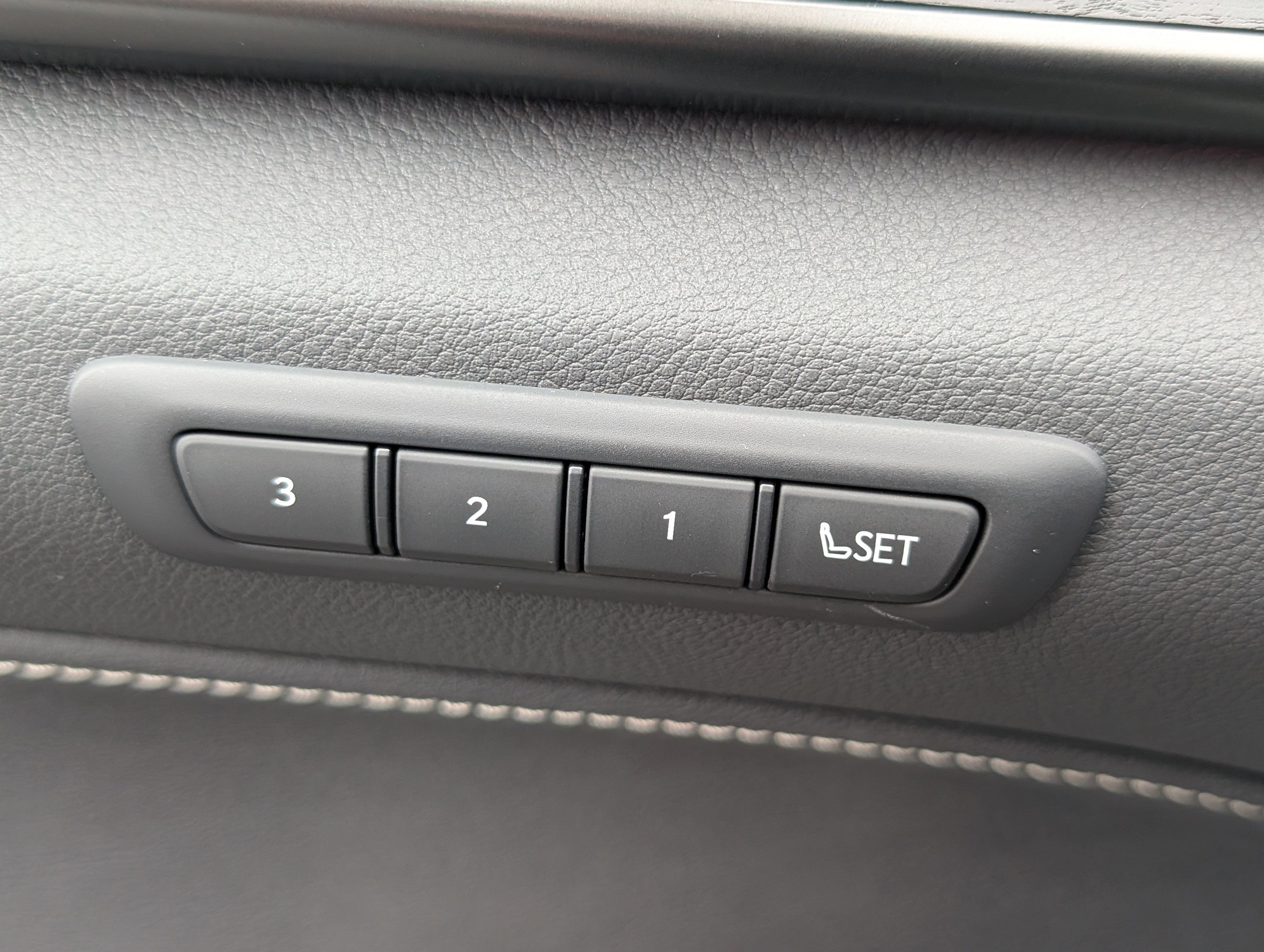 Certified 2023 Lexus NX 450h+ AWD w/ Accessory Package (Z2) image 21