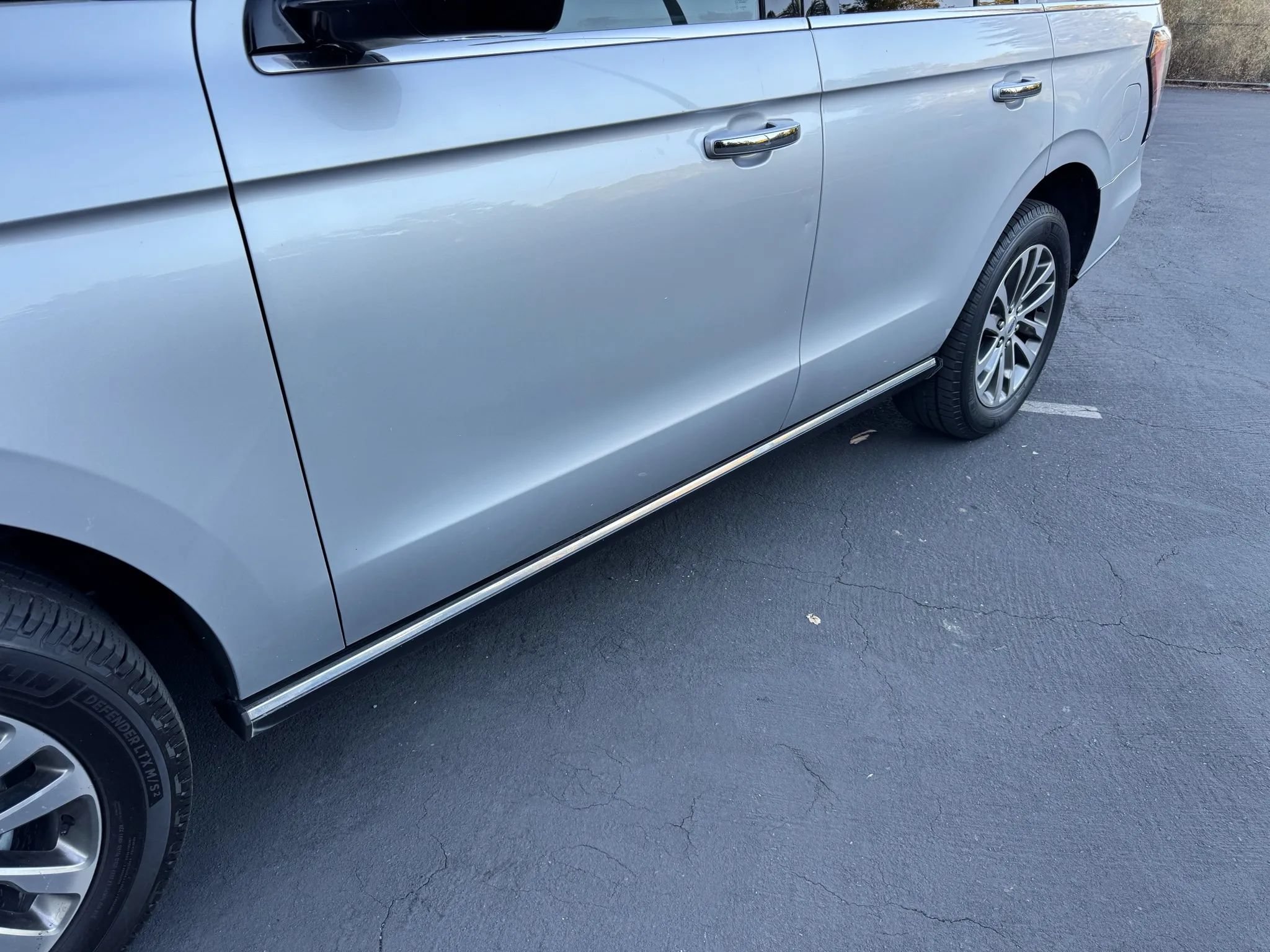 Used 2018 Ford Expedition Limited RWD image 11