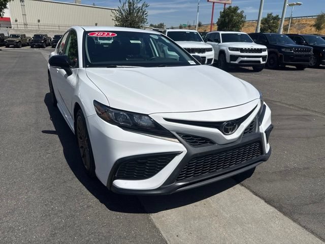 Used 2023 Toyota Camry SE FWD image 8