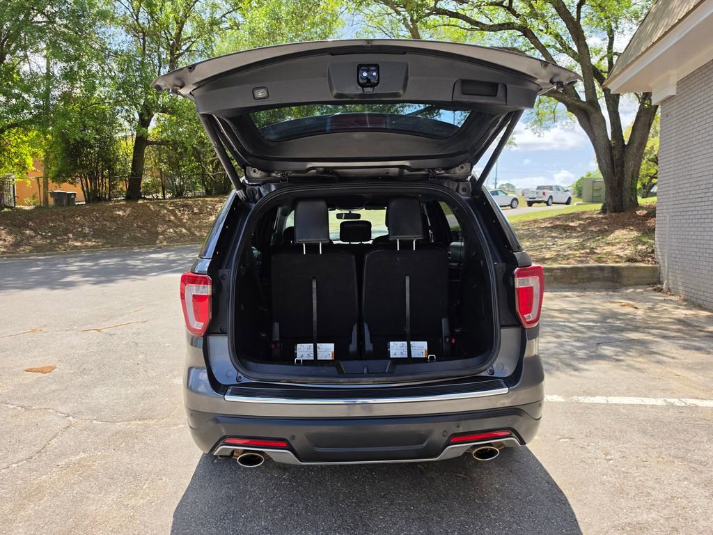 Used 2018 Ford Explorer XLT w/ Equipment Group 202A image 39