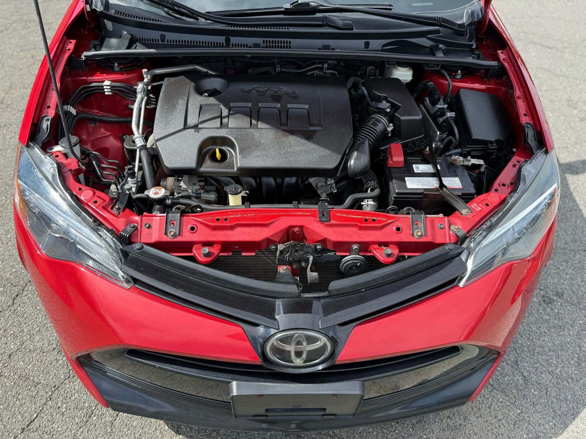 Used 2018 Toyota Corolla LE image 15