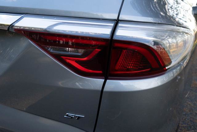 Used 2024 Buick Enclave Essence w/ Sport Touring Edition image 38