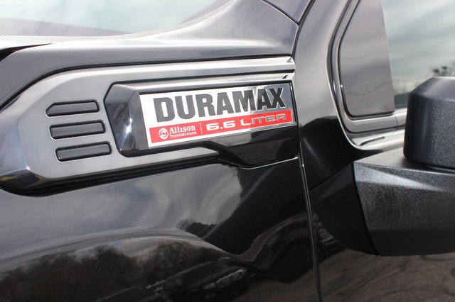 Used 2025 GMC Sierra 3500 AT4 image 3