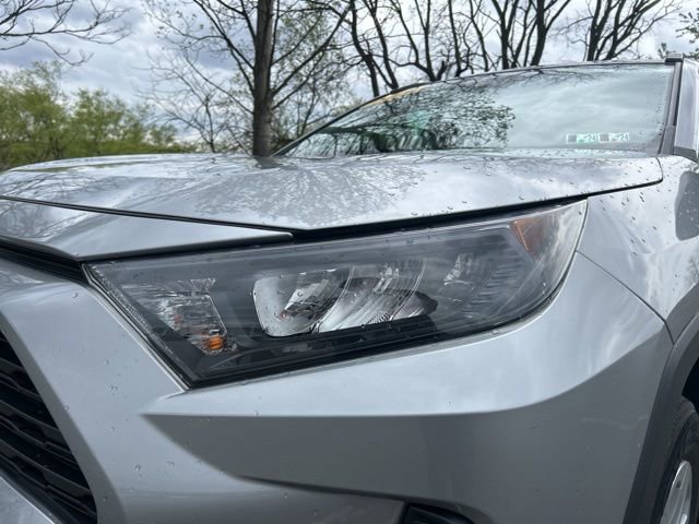 Used 2020 Toyota RAV4 LE w/ Carpet Mat Package FWD image 32