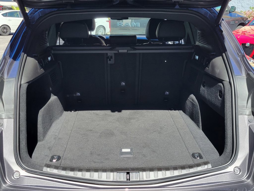 Used 2024 Alfa Romeo Stelvio Sprint image 21