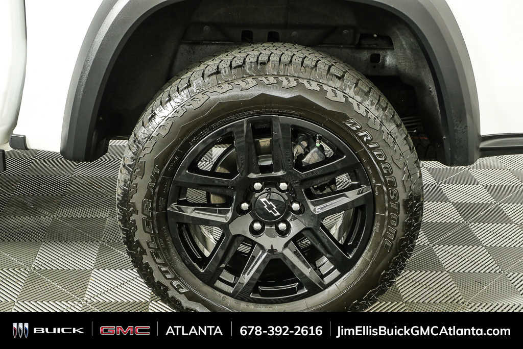 Used 2024 Chevrolet Colorado Trail Boss w/ Technology Package image 33