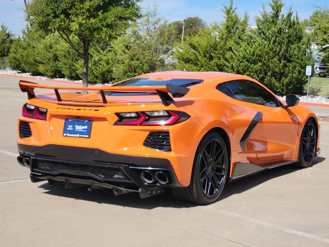 Used 2023 Chevrolet Corvette Stingray Premium Cpe w/ Battery Protection Package RWD image 6