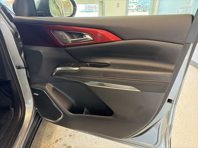 Used 2025 Chevrolet Traverse Z71 w/ Enhanced Driving Package image 48