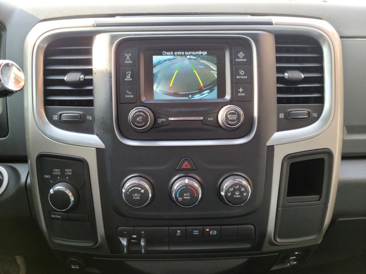 Used 2018 RAM 2500 SLT image 11