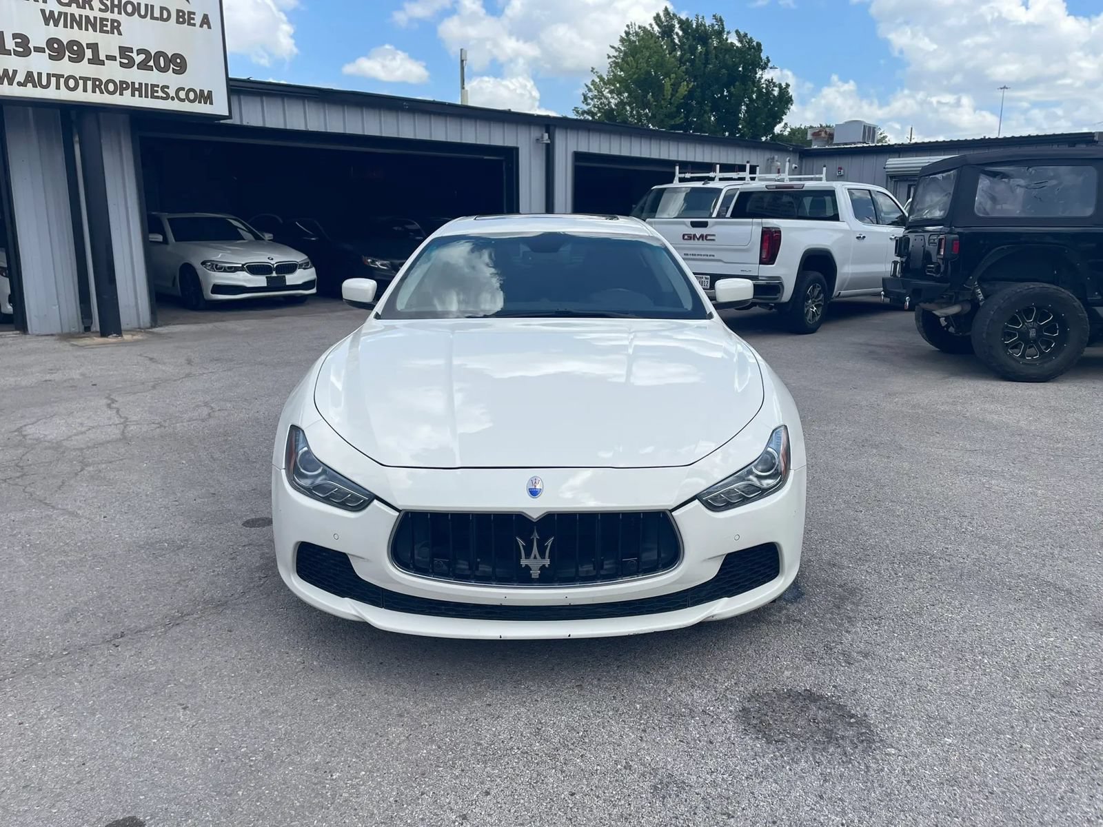 Used 2014 Maserati Ghibli S Q4 AWD/4WD image 2