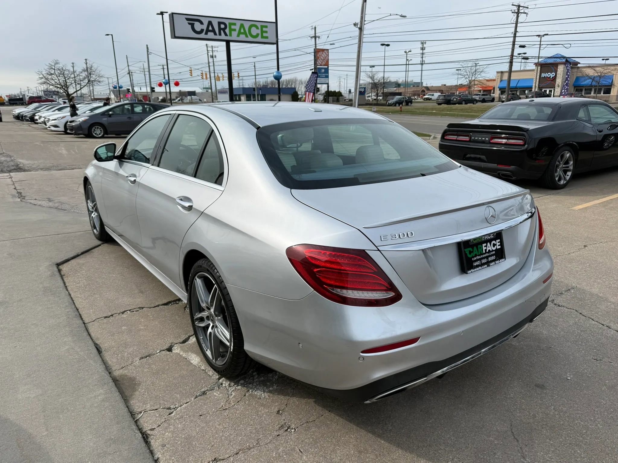 Used 2018 Mercedes-Benz E 300 image 8
