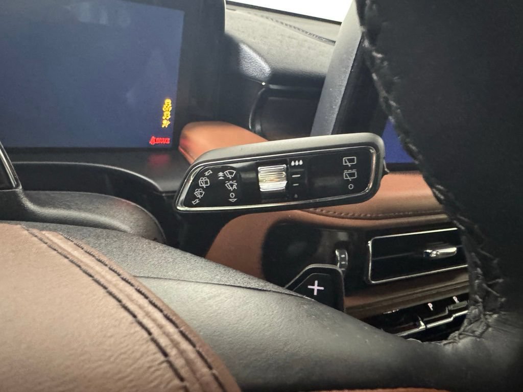 Certified 2025 Lincoln Aviator Reserve w/ Jet Appearance Package AWD/4WD image 49