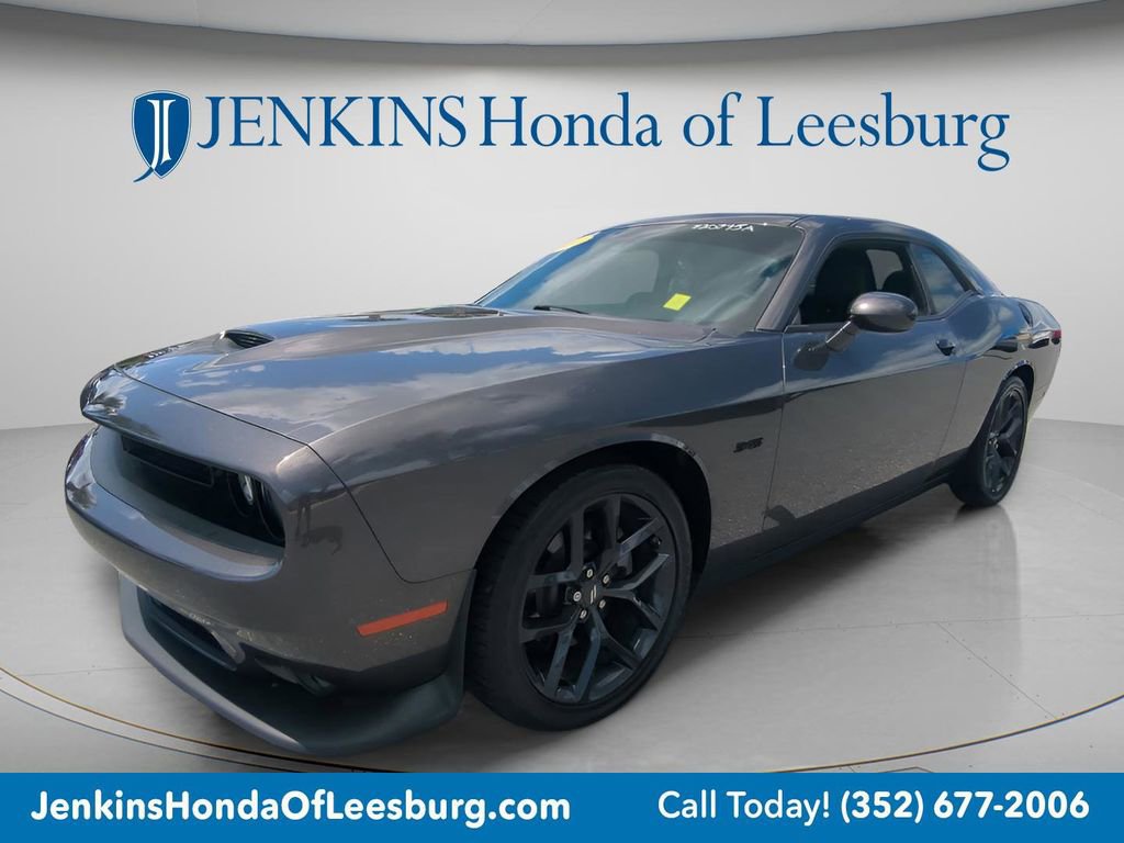 Used 2023 Dodge Challenger R/T w/ Plus Package image 7