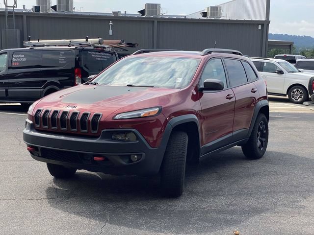 Used 2017 Jeep Cherokee Trailhawk AWD/4WD image 33