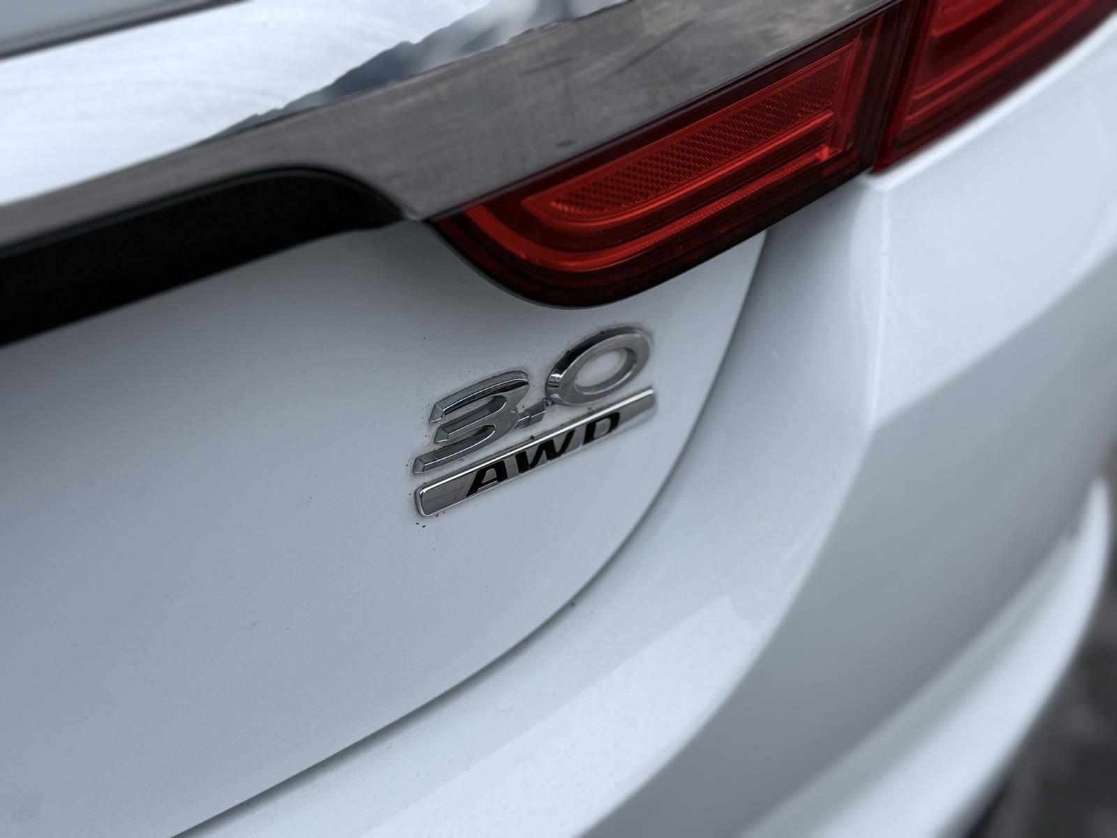 Used 2014 Jaguar XF 3.0 image 11