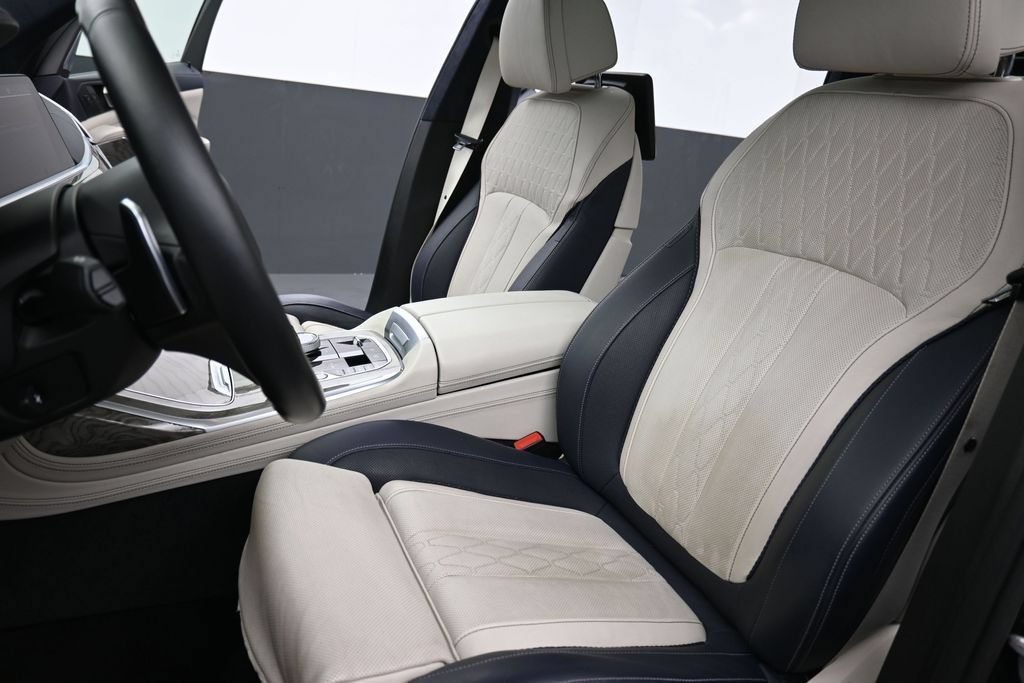 Used 2019 BMW X7 xDrive50i AWD/4WD image 11