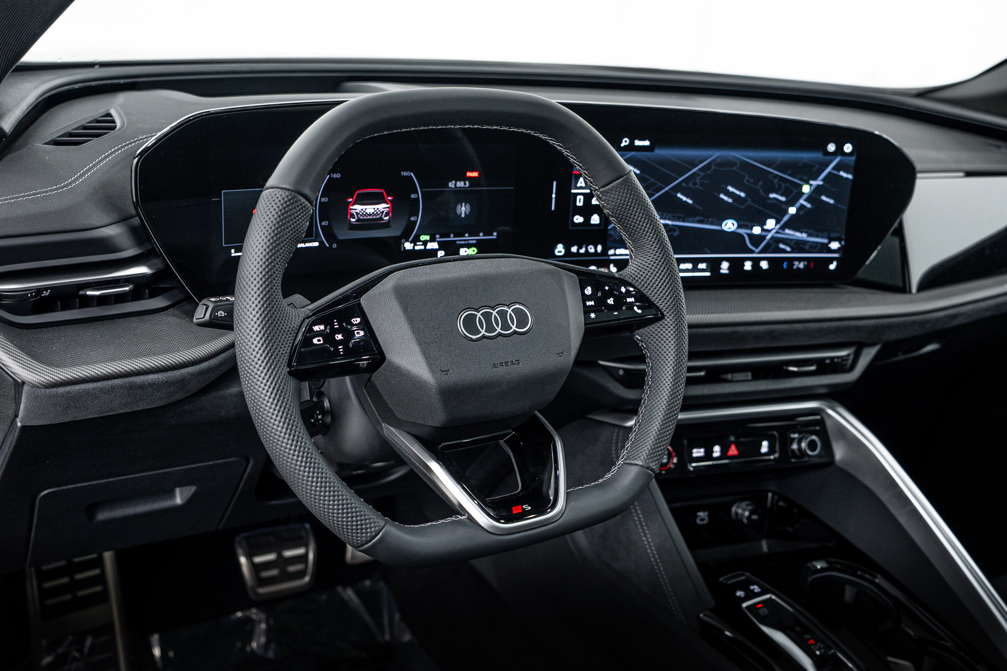 New 2025 Audi SQ5 Premium Plus image 9