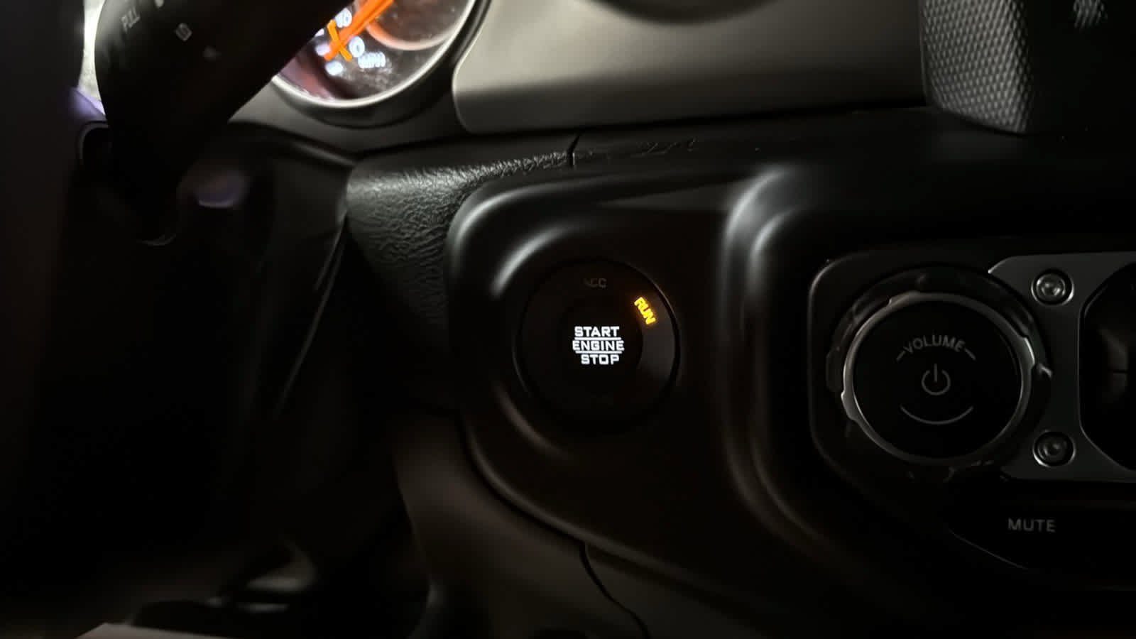 Used 2023 Jeep Wrangler Unlimited Sport AWD/4WD image 20