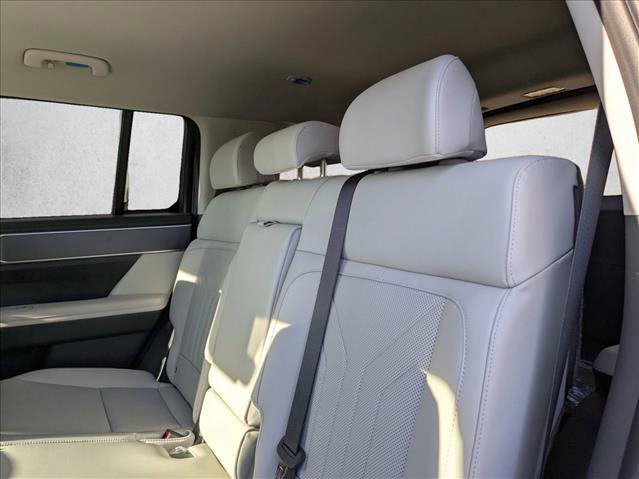 New 2026 Hyundai Santa Fe SEL image 16