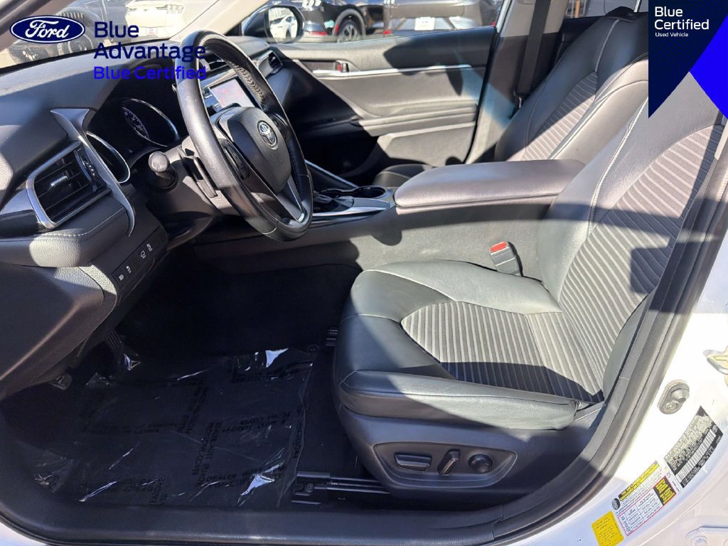Used 2019 Toyota Camry SE FWD image 31