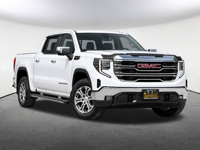 Used 2024 GMC Sierra 1500 SLT w/ X31 Off-Road Package AWD/4WD image 2