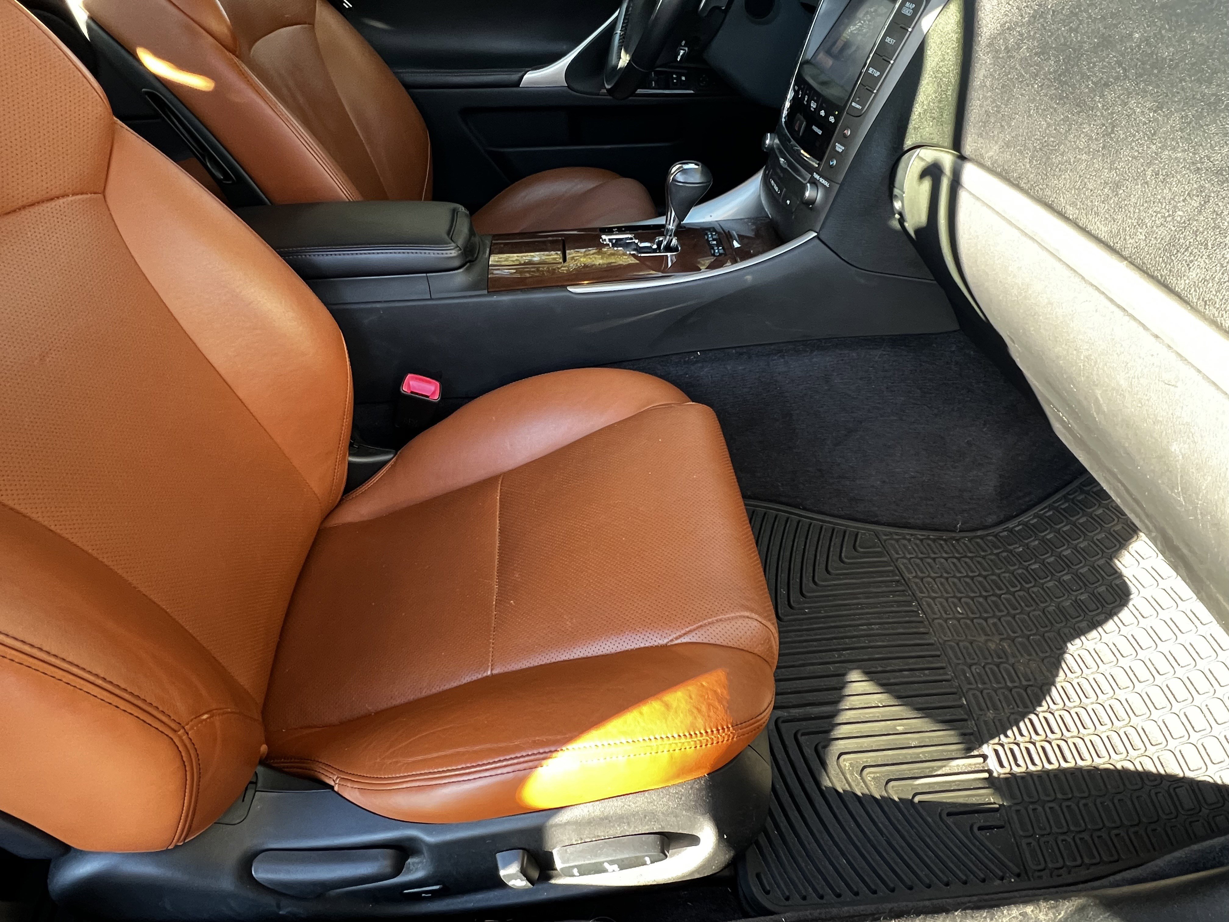 Used 2014 Lexus IS 250C image 39