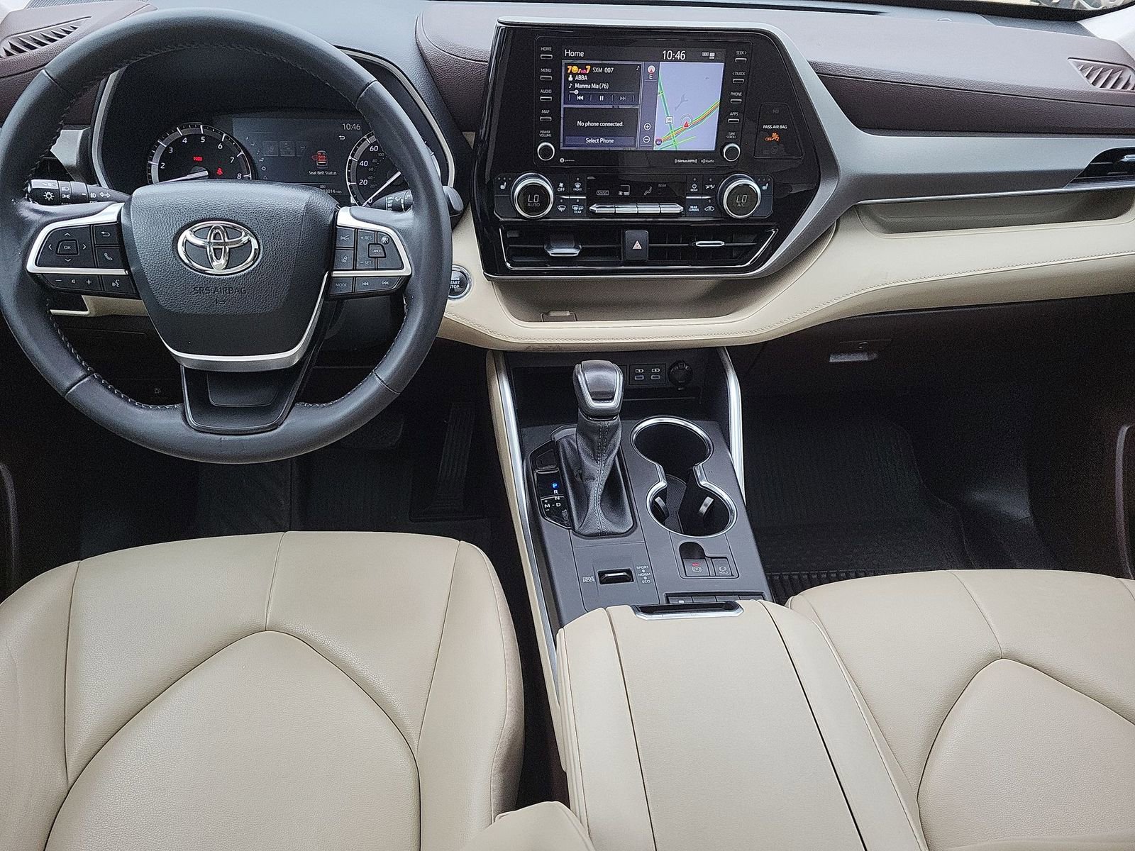 Used 2022 Toyota Highlander XLE FWD image 21