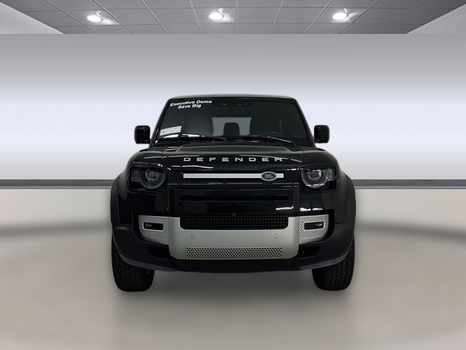 Used 2025 Land Rover Defender 90 S image 6