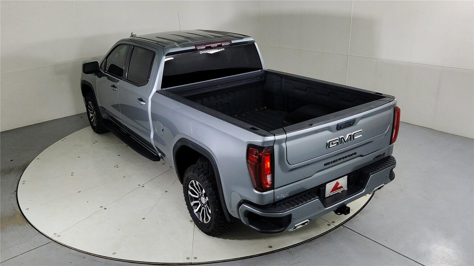 Used 2023 GMC Sierra 1500 AT4 w/ Technology Package image 43