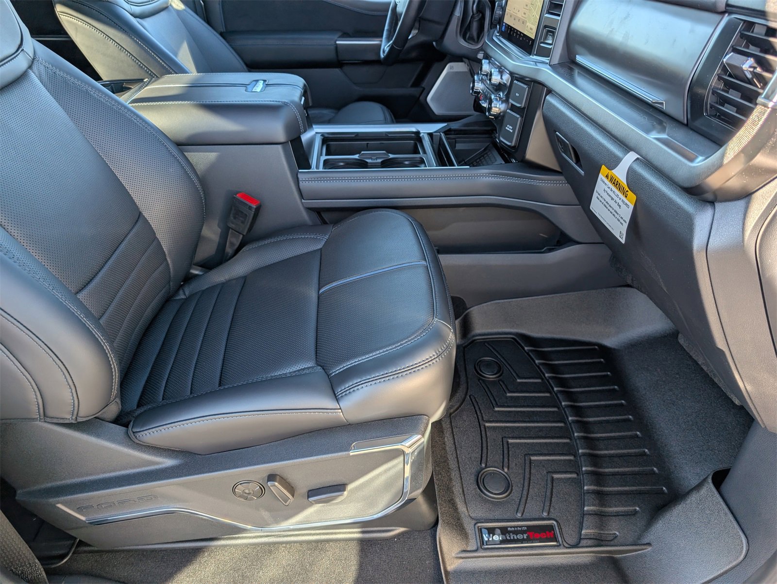 New 2026 Ford F250 Platinum image 30