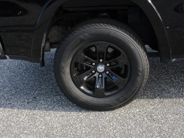 Used 2022 RAM 1500 Laramie w/ Off Road Group image 4