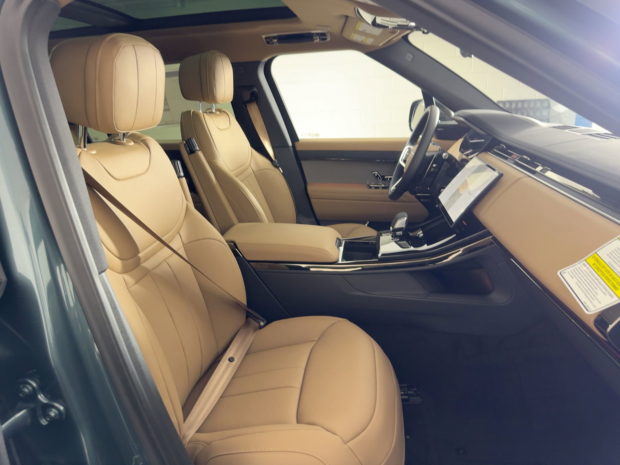 New 2026 Land Rover Range Rover Sport SE image 28