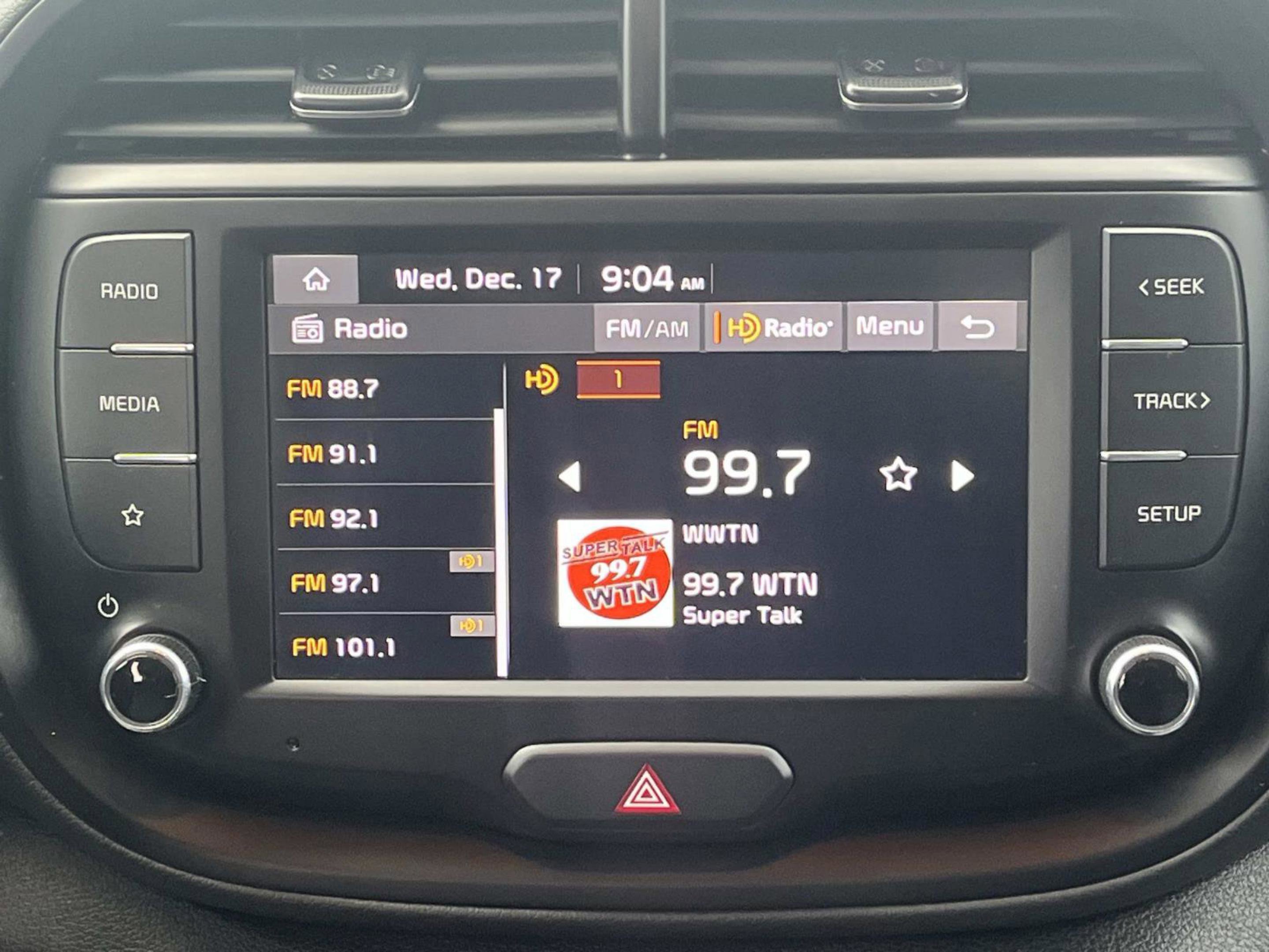 Used 2022 Kia Soul LX image 11