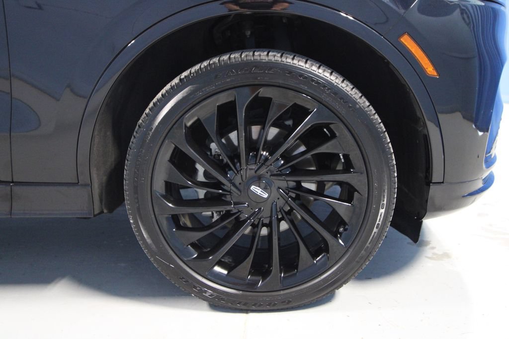 Used 2025 Lincoln Aviator Reserve w/ Luxury Package AWD/4WD image 40