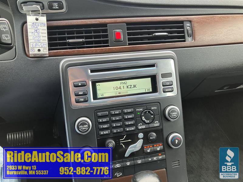 Used 2011 Volvo XC70 3.2 image 31