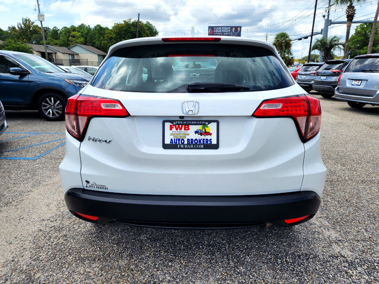 Used 2018 Honda HR-V LX image 4